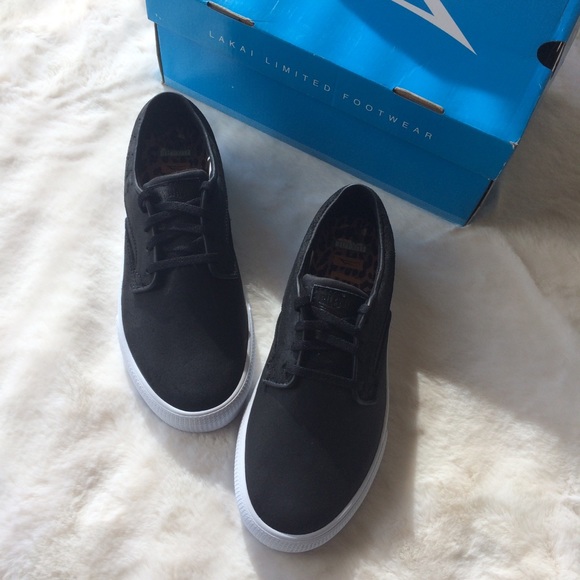 NEW IN BOX Lakai Oiled Suede Sneakers - Picture 2 of 5